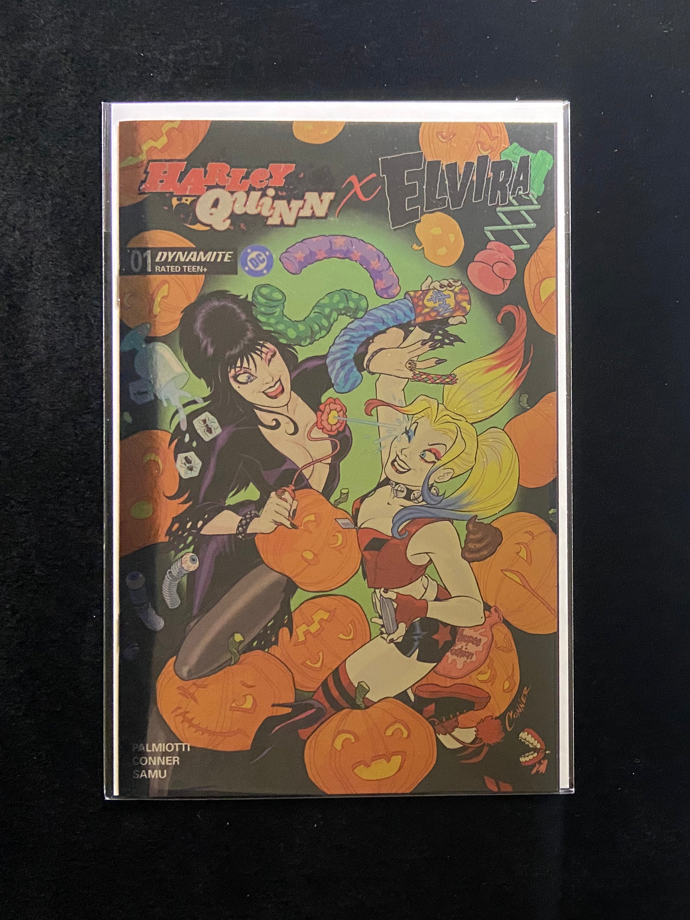 Harley Quinn X Elvira #1